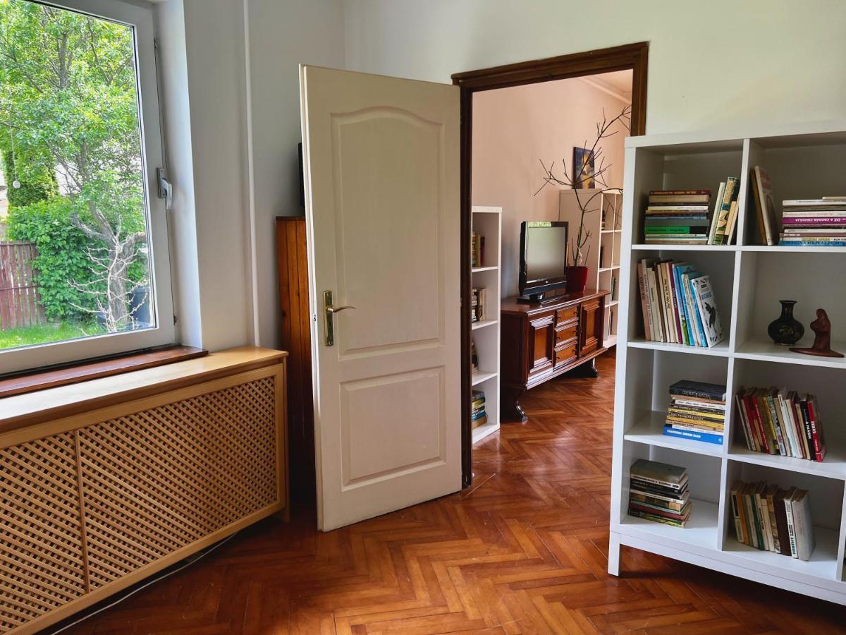 Csodakertes kisház Balatonfűzfőn Villa Exterior foto