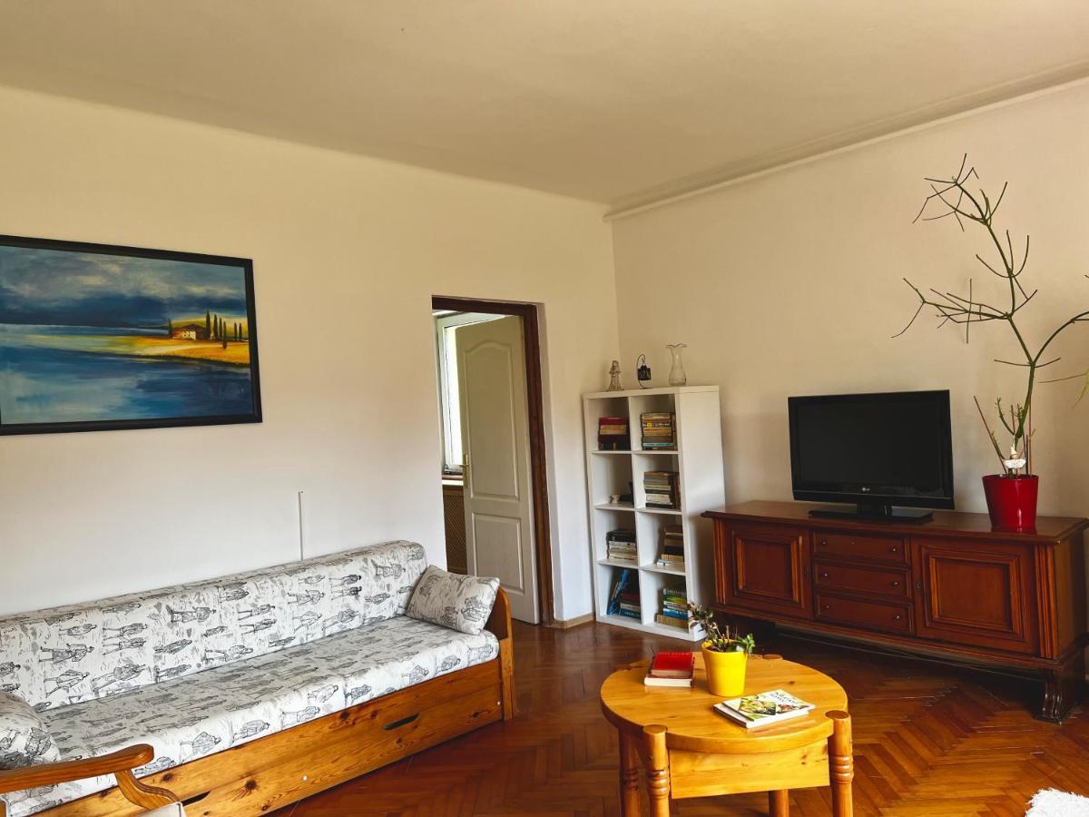 Csodakertes kisház Balatonfűzfőn Villa Exterior foto