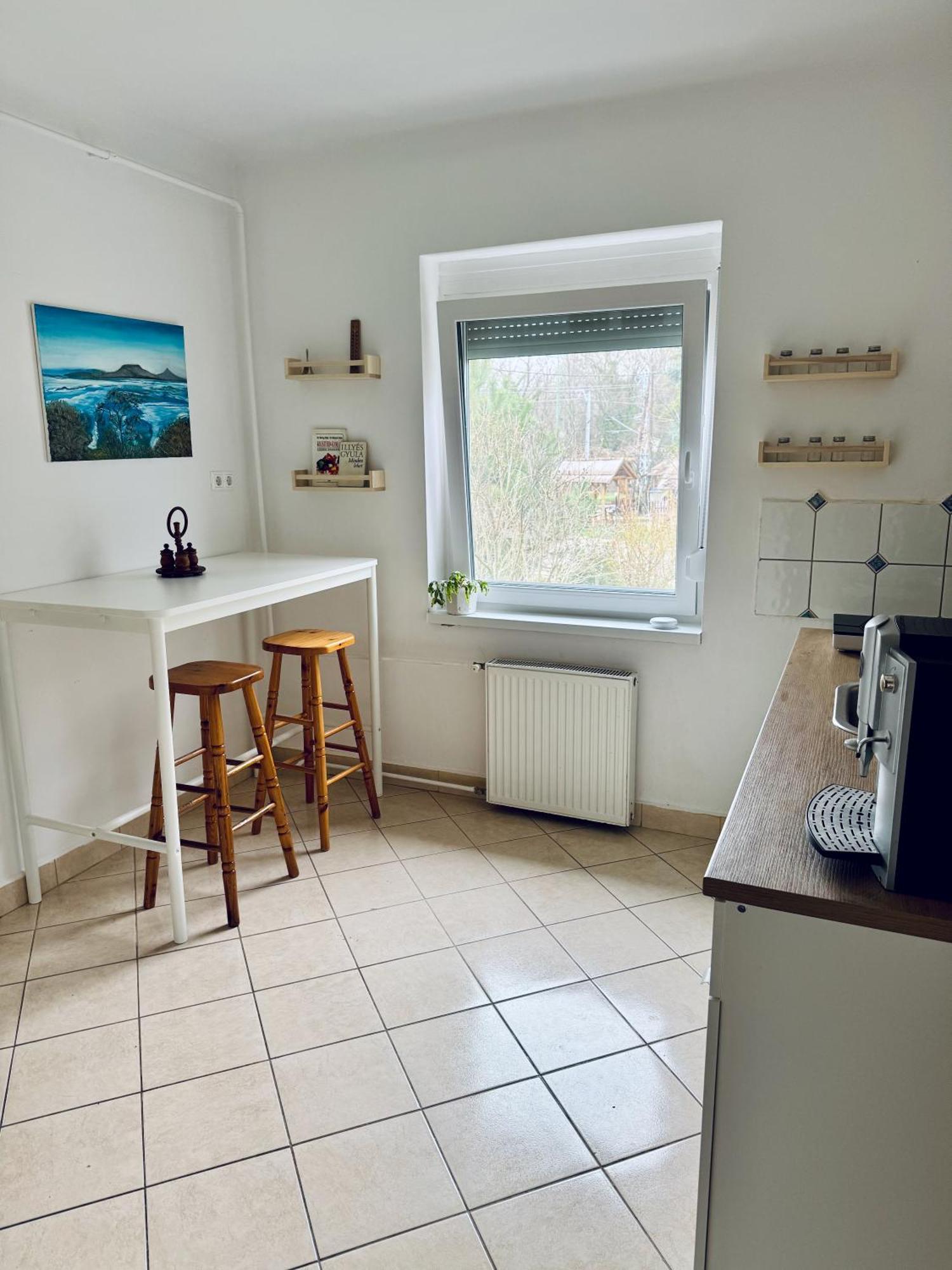 Csodakertes kisház Balatonfűzfőn Villa Exterior foto